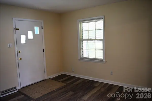 515 Kerr ST, Statesville, NC 28677