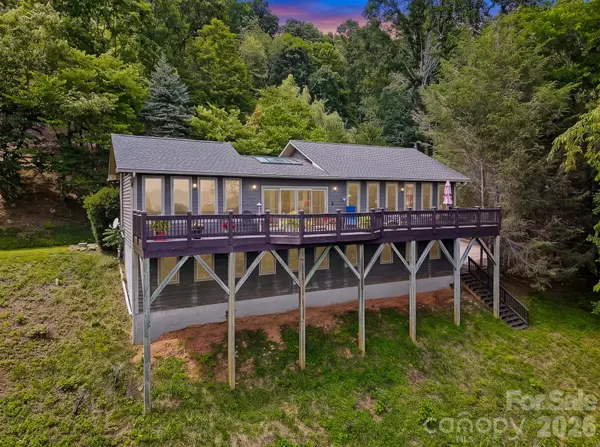 112 Windy Gap RD, Asheville, NC 28804