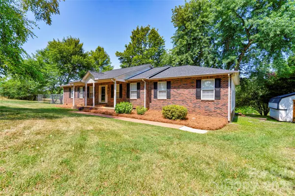 5573 Lennox DR, Kings Mountain, NC 28086