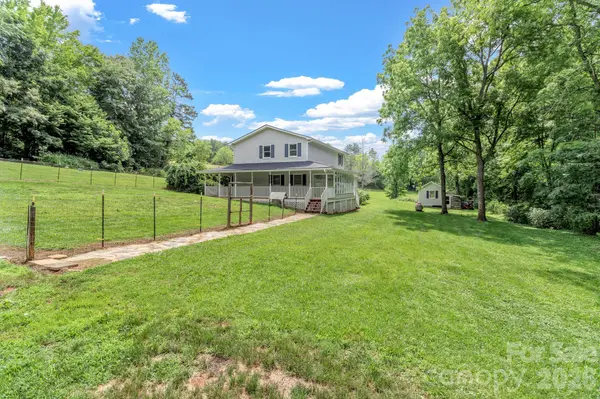 11 Aquarian WAY, Leicester, NC 28748