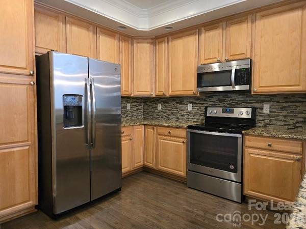 2359 Madeline Meadow DR, Charlotte, NC 28217