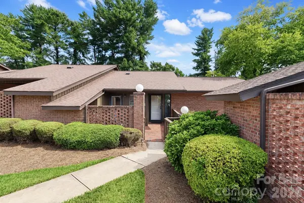 1361 Radio RD, Statesville, NC 28625