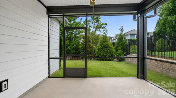 5129 Looking Glass TRL, Denver, NC 28037
