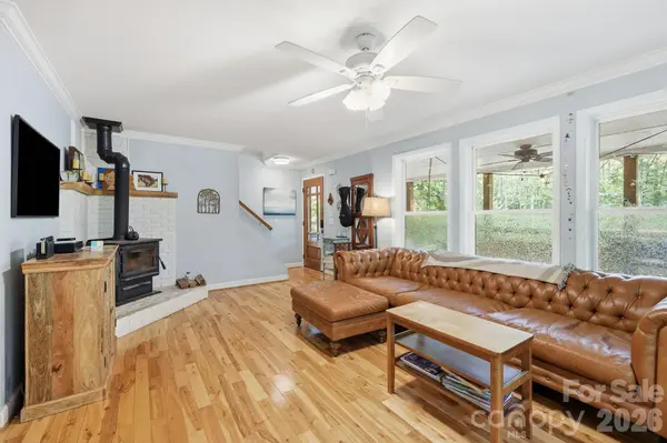 2 Coneflower CT, Black Mountain, NC 28711