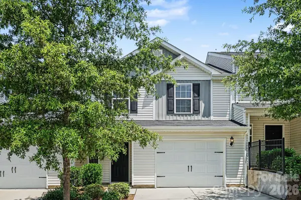 2240 Latimer LN, Charlotte, NC 28214