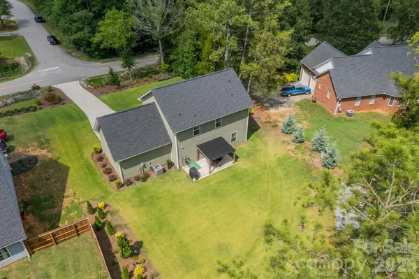 1977 Charles AVE, Lancaster, SC 29720