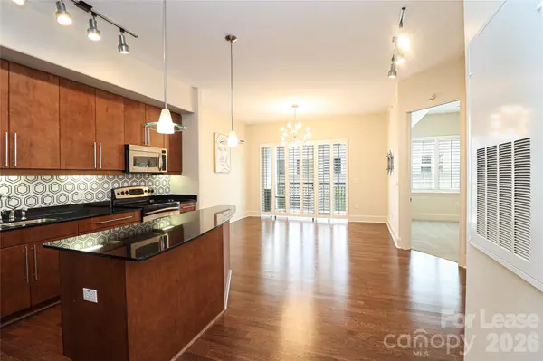 4625 Piedmont Row DR #402, Charlotte, NC 28210