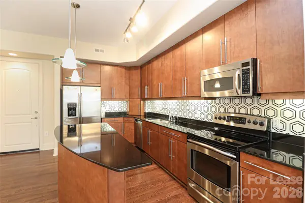 4625 Piedmont Row DR #402, Charlotte, NC 28210