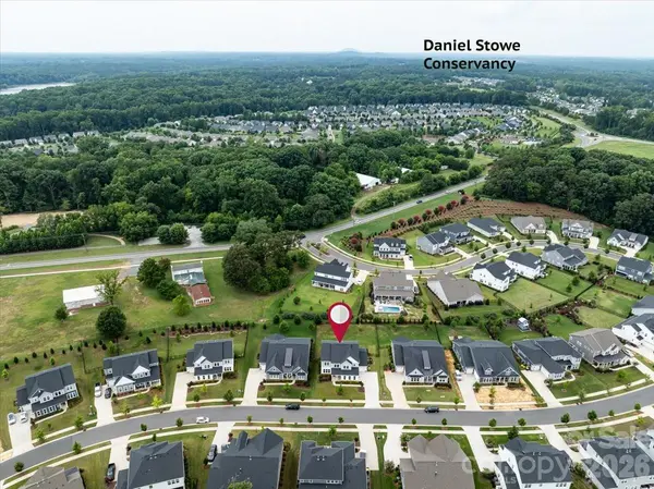 222 Lanyard LN, Belmont, NC 28012
