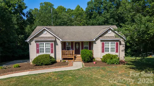 3611 Judea DR, Lenoir, NC 28645