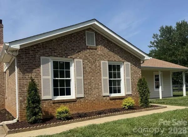 9113 Darius CT, Charlotte, NC 28227