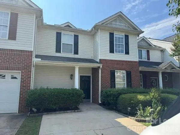 126 Marshland LN, Greer, SC 29650