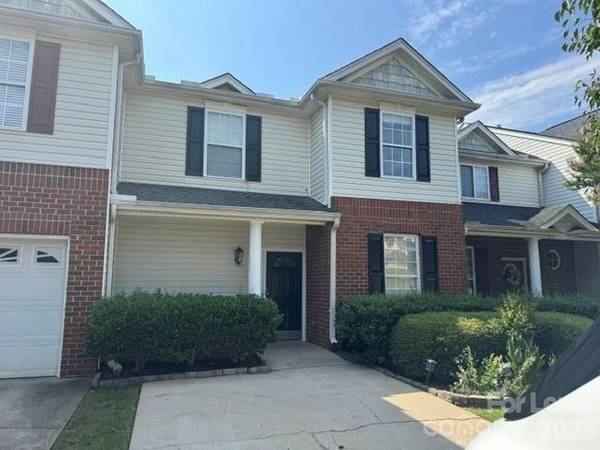 126 Marshland LN, Greer, SC 29650