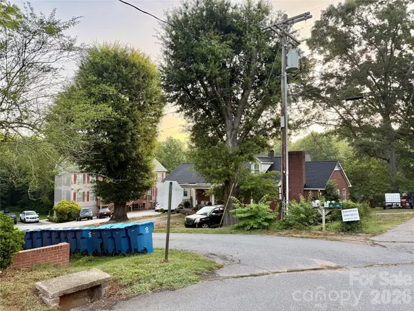 448 6th ST NW #A-N, Taylorsville, NC 28681