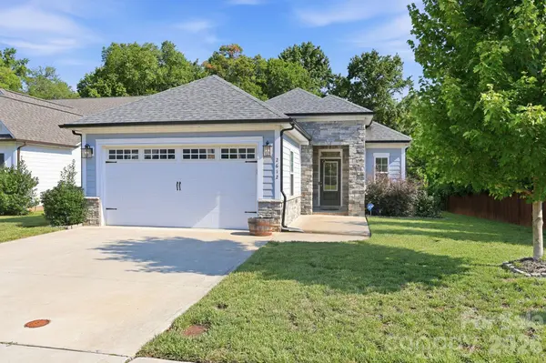 2612 Poplar Cove DR NW, Concord, NC 28027