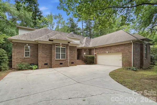 10312 Club Trophy LN, Mint Hill, NC 28227