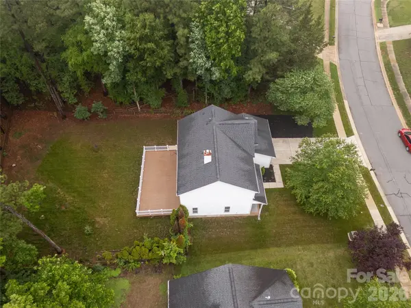 12819 Matisse LN, Charlotte, NC 28215