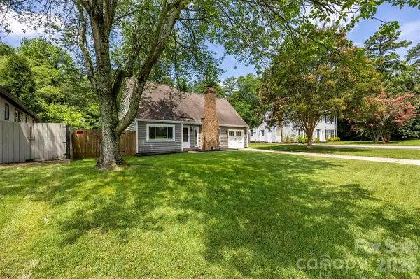 6719 Montezuma TRL, Charlotte, NC 28227
