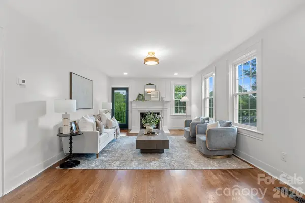 625 4th Street DR NW, Hickory, NC 28601