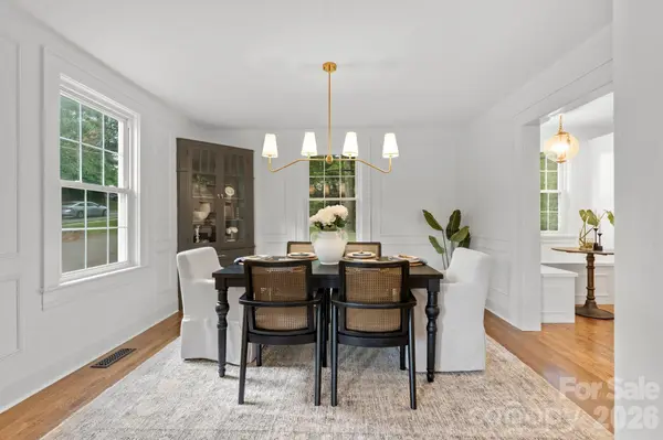 625 4th Street DR NW, Hickory, NC 28601