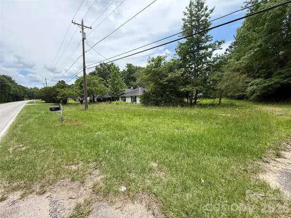 6542 Highway 341 HWY, Kershaw, SC 29067