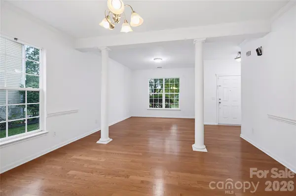 5226 Coffeeberry LN, Charlotte, NC 28227