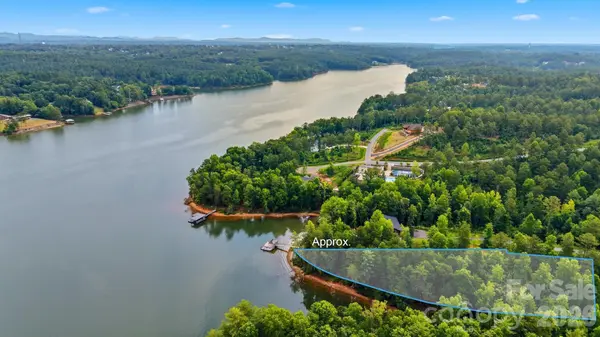 2250 Windom Peak SMT, Connelly Springs, NC 28612