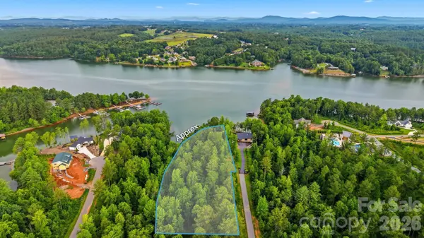 2250 Windom Peak SMT, Connelly Springs, NC 28612