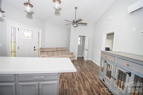 1807 Warren AVE, Gastonia, NC 28054