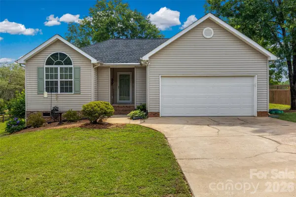 808 Chipmeadow LN, York, SC 29745