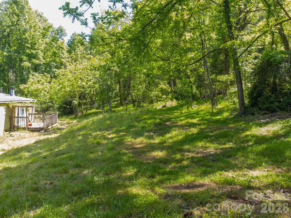 27 Shep DR, Mills River, NC 29759