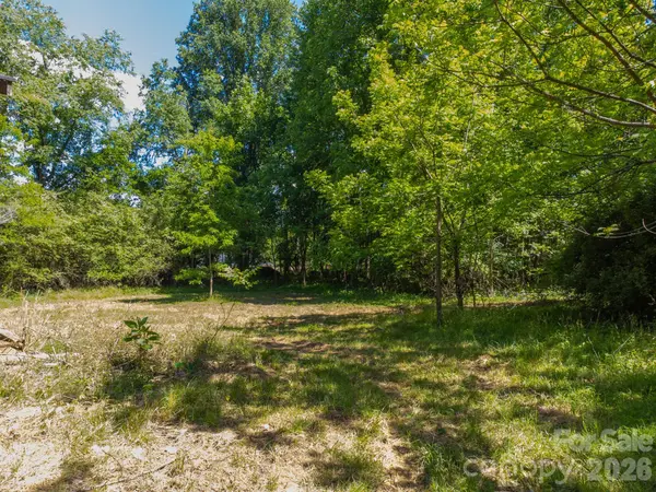 27 Shep DR, Mills River, NC 29759