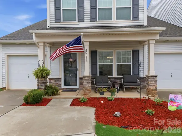 108 Davenport DR, Statesville, NC 28677