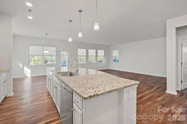 116 Van Gogh TRL, Mount Holly, NC 28120