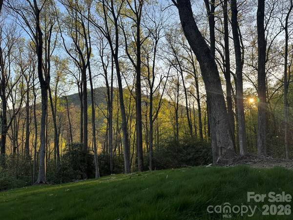 000 Hemlock Grove TRL #51, Fletcher, NC 28732