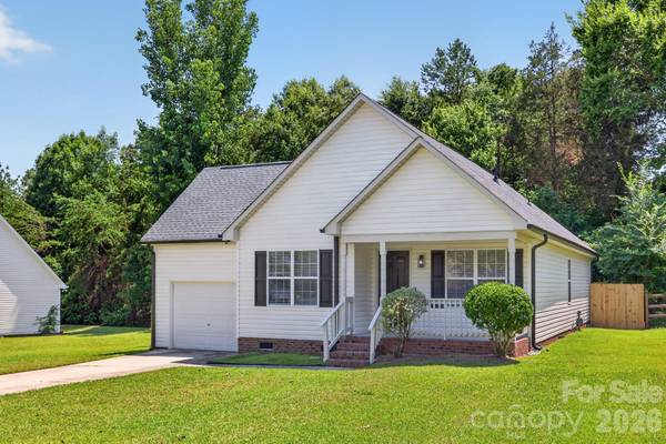 1001 Loch Lomond CIR, Concord, NC 28025