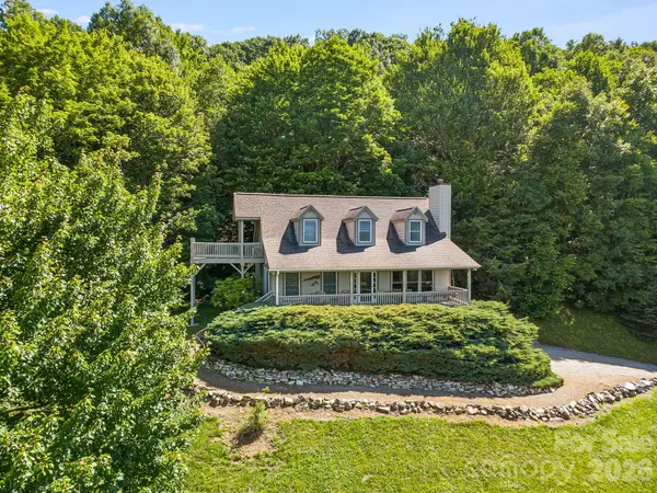 299 Basswood RD, Hot Springs, NC 28743