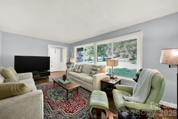 2311 Laurelwood CIR, Charlotte, NC 28214