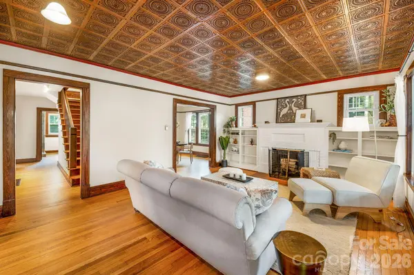 33 Fairfax AVE, Asheville, NC 28806