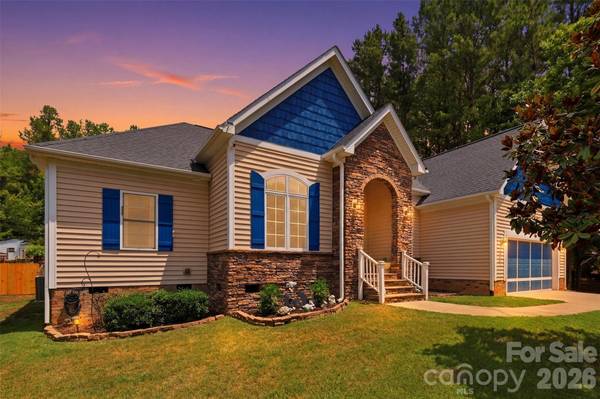 630 Kenway LOOP, Mooresville, NC 28117