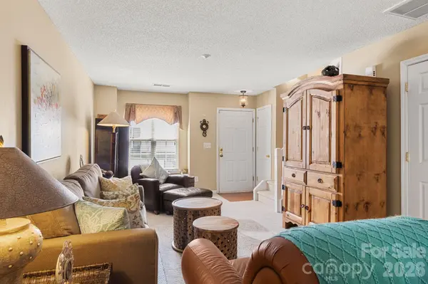11549 Retriever WAY, Charlotte, NC 28269