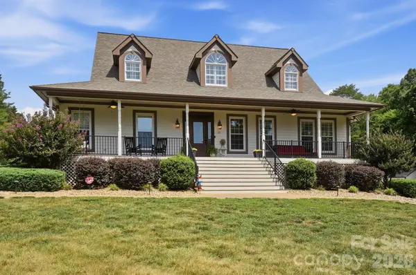 211 Winthrow Creek RD, Mooresville, NC 28115