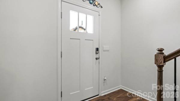 110 Meadow View DR, Statesville, NC 28677