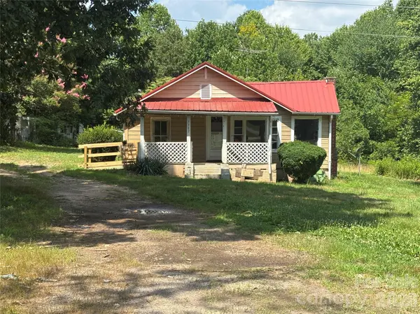 7383 Millersville RD, Taylorsville, NC 28681