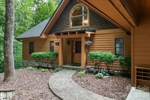 317 Von Trapp LN, Tuckasegee, NC 28783