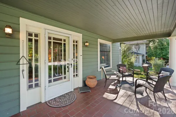 313 E Main ST, Morganton, NC 28655