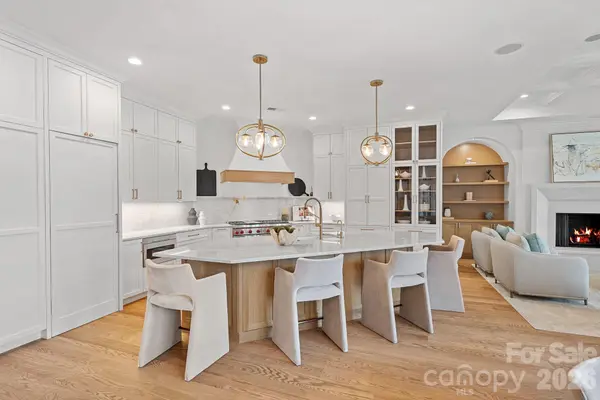 101 S Longfellow LN, Mooresville, NC 28117