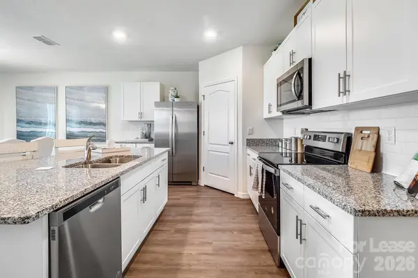 2 Reeds CRK #Aria, Fairview, NC 28730