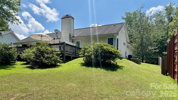 64 Mount Carmel DR, Asheville, NC 28806