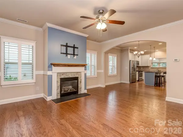 111 Coral LN, Mooresville, NC 28117